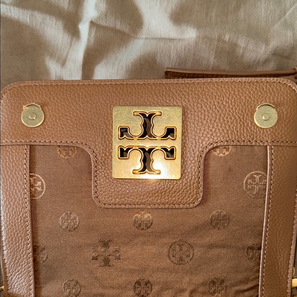 Tory Burch Tan Gold Crossbody Bag - Picture 4 of 10